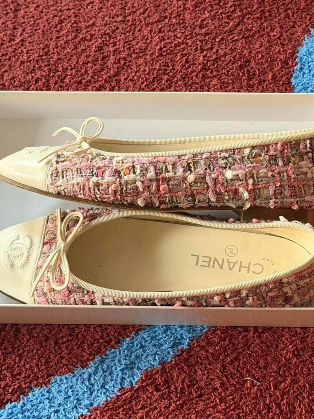 CHANEL ballet flats